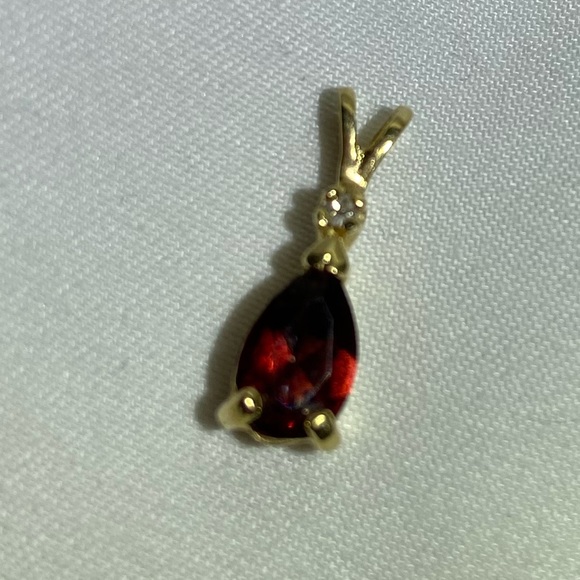 10kt Garnet with Diamond Accent Pendant - Picture 5 of 8